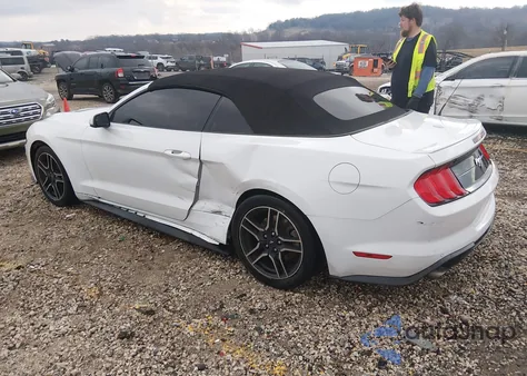 2020 Ford Mustang Ecoboost Premium z USA, uszkodzony, nr VIN 1FATP8UH3L5118855
